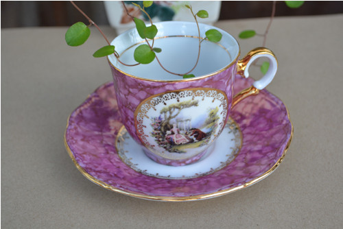 Výprodej - porcelánový šálek, dekorace