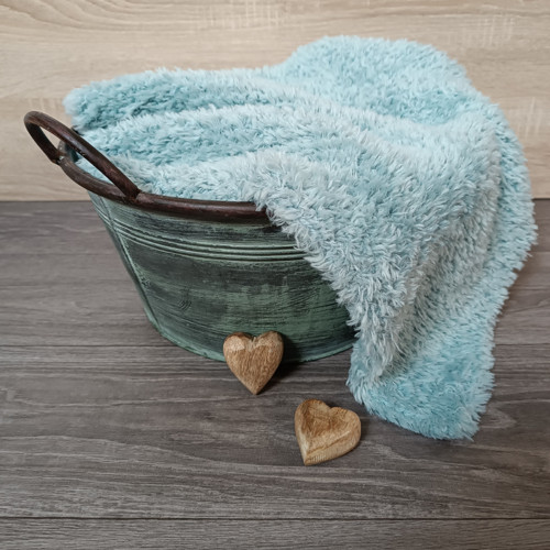 Dečka na newborn focení - zelenošedá