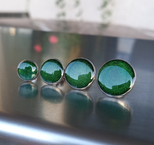 Tmavší zelené pecky 8 mm