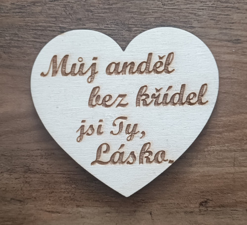 Dřevěné srdíčko láska