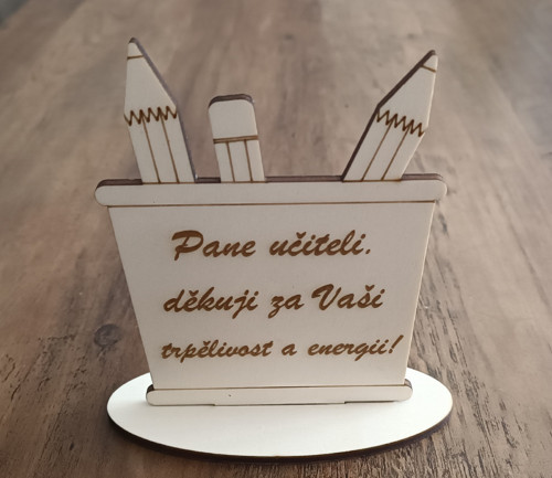 Dřevěný dárek pro pana učitele