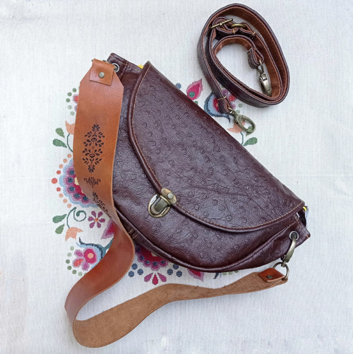Kabelka CROSTY no. 14 — foto 1