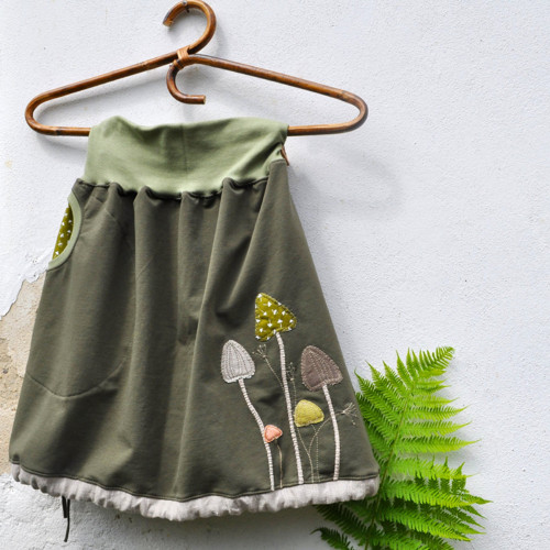 Houbičková khaki sukně