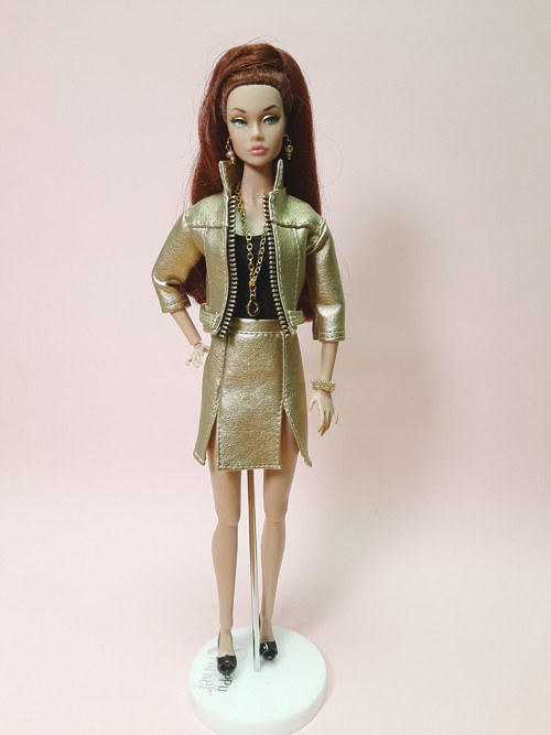 Zlatá sukně pro Barbie, Poppy Parker a fashion pan