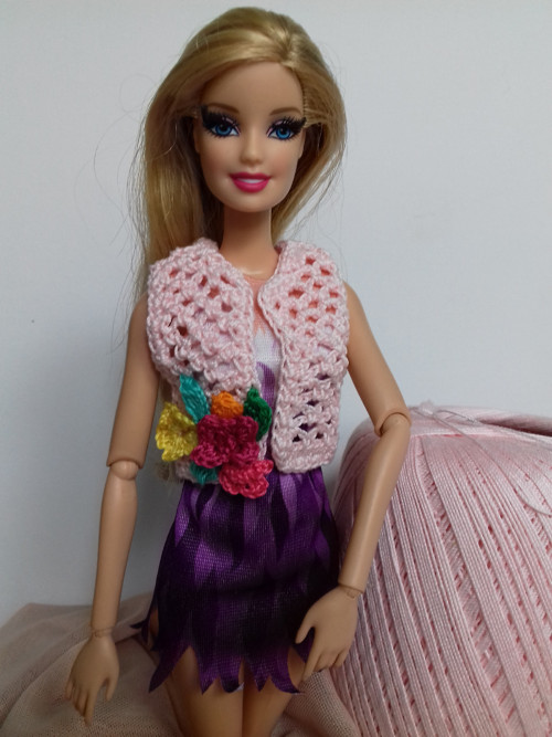 Háčkované bolerko pro panenku Barbie