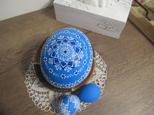Kraslice pštrosí — foto 1