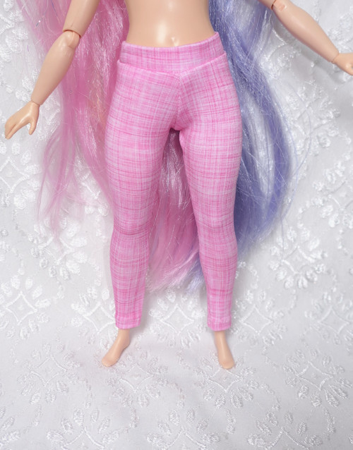 Barbie baculka - legíny — foto 1