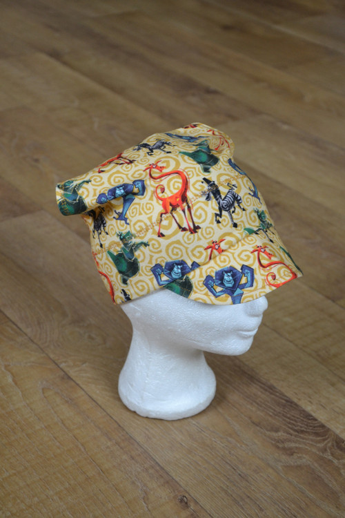 Šátek s kšiltem "letadla" vel.48-50/1cm