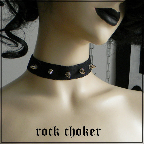 Rockový choker — foto 1