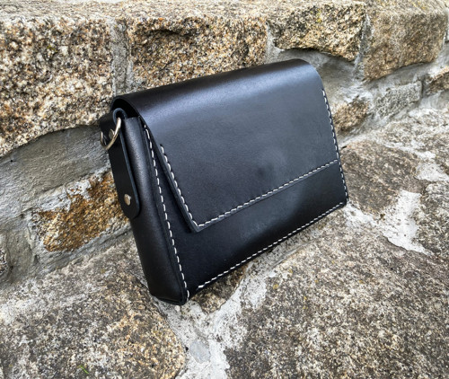 AFRODITE I. Kožená elegantní kabelka ručně šitá