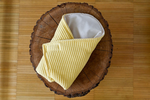 Zavinovačka pro panenku - light yellow — foto 1