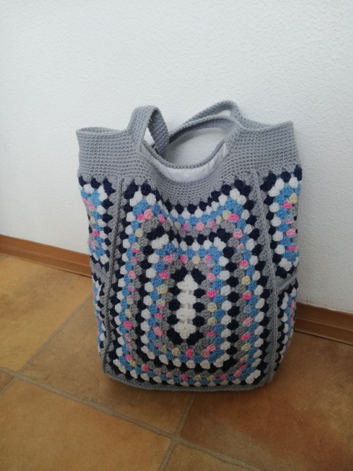 Háčkovaná kabelka Granny square/čtvercová II — foto 1