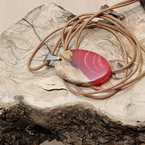 Přívěsek Pearl Coral Red metal olivovník No. 1403