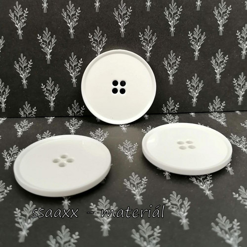 Plastový knoflík ~ 38 mm ~ bílý — foto 1
