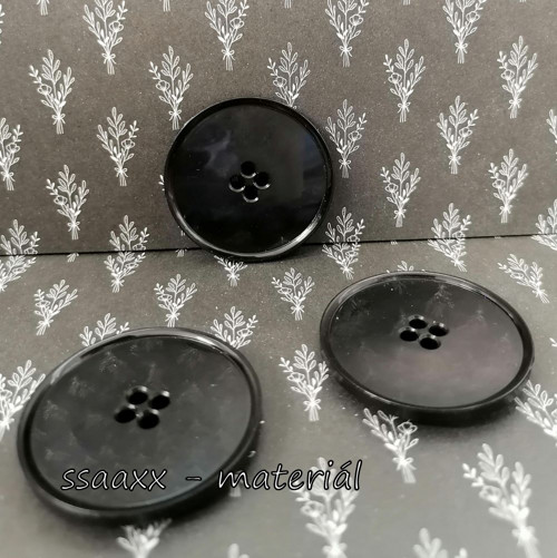 Plastový knoflík ~ 38 mm ~ černý