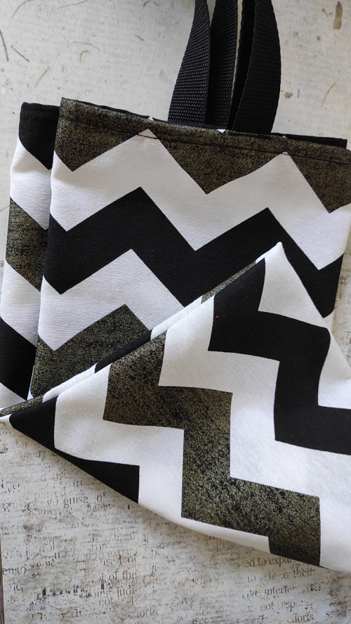 Chevron.