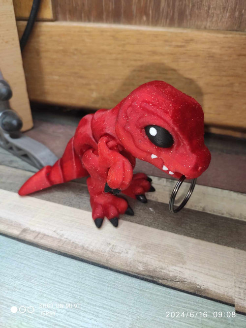 Malý T-REX - klíčenka — foto 1