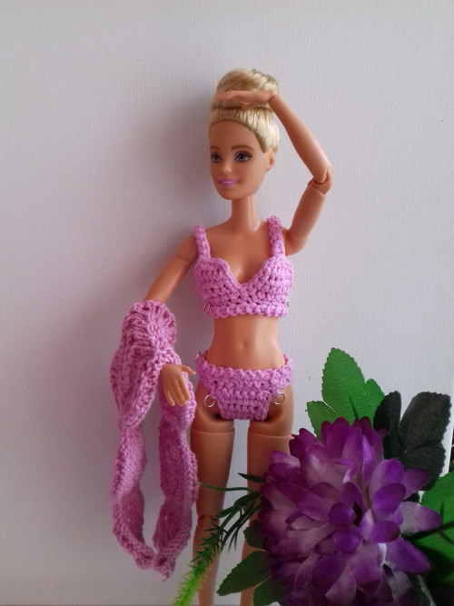 Háčkované plavky pro panenky Barbie s šálou