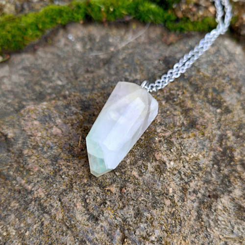 Fluorite Green & Purple... náhrdelník z fluoritu