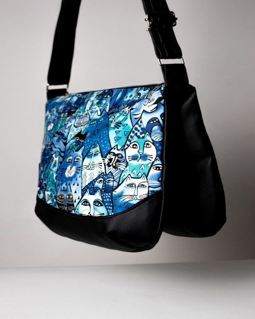 Dvoukomorová crossbody kabelka - Modré kočky