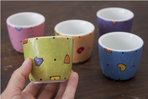 Porcelánový hrnek na kafe - lezecké chyty