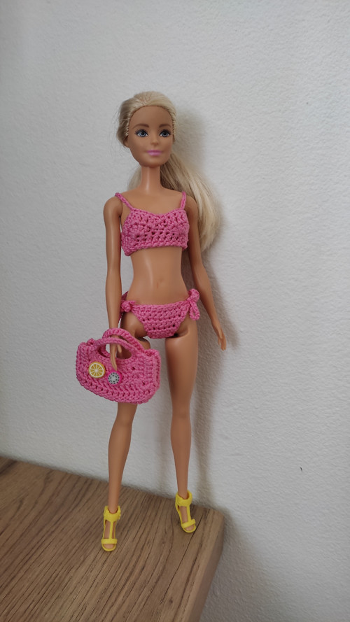 Plavky s taškou pro Barbie — foto 1