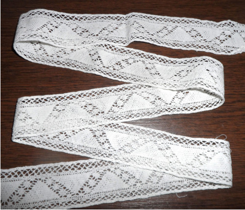 Háčkovaná čipka, starožitná KRAJKA, lem 112 cm