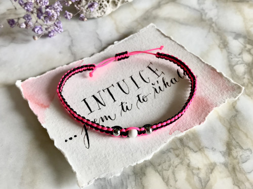 Macramé pink/black neon