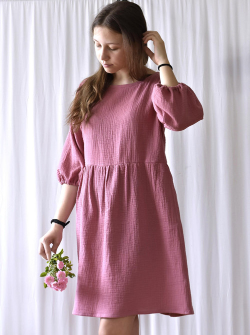 Mušelínové šaty - mauve