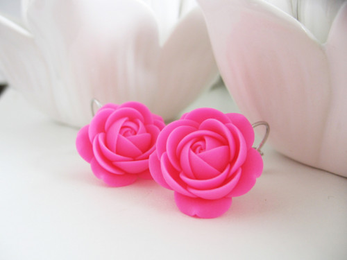 Simple colors: Neon Pink, visací náušnice
