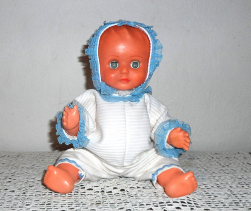 Hračka, mrkací PANENKA s řasami, 30 cm