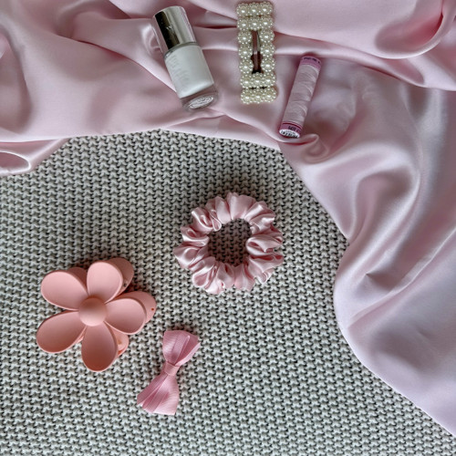 BABY PINK - hedvábná scrunchie MINI