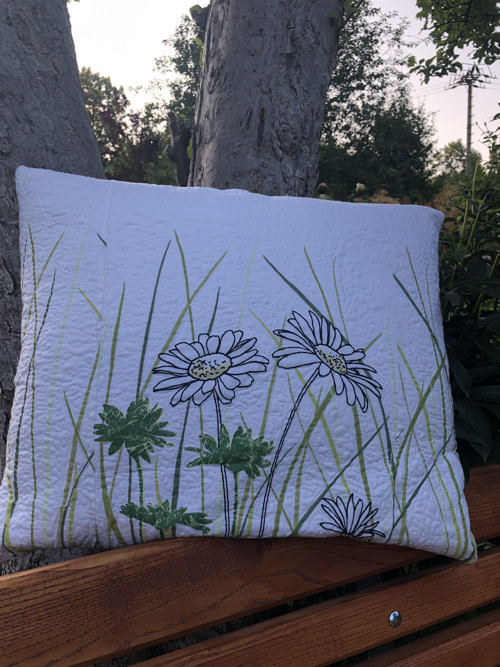 Proquiltovaný povlak s kopretinami 55x46cm