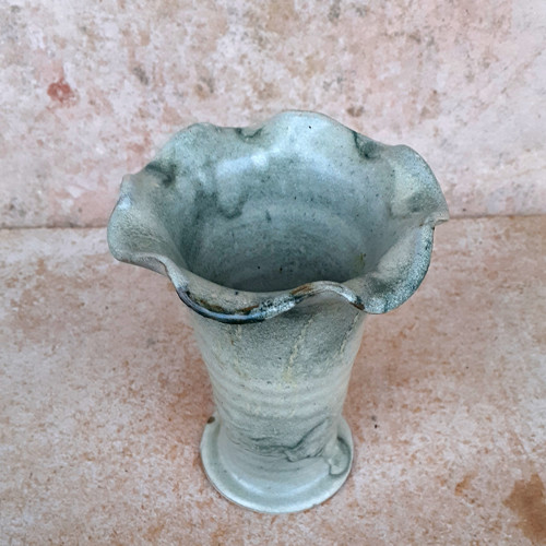 Zelenkavá váza — foto 1