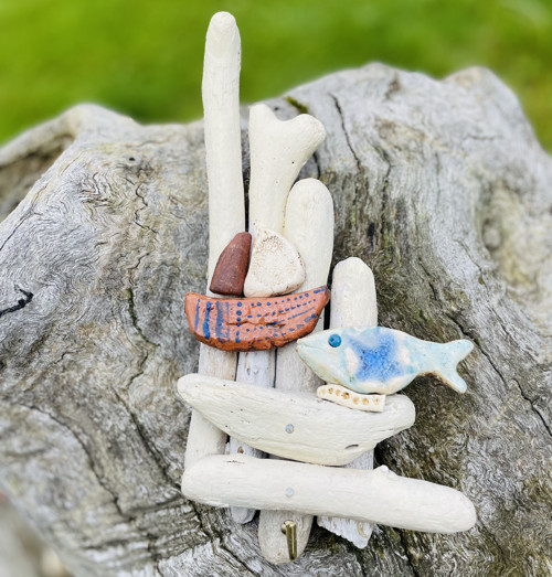 Kramika A Driftwood, Věšáček, Ryba A Loďka