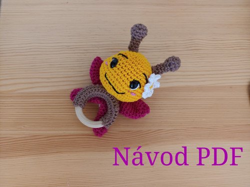 Návod na háčkované kousátko motýlek