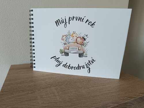 Kniha k narození miminka Kamarádi ze safari