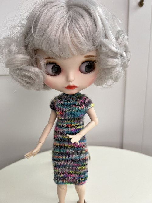 Šaty pro BARBIE a Blythe efektní příze 6