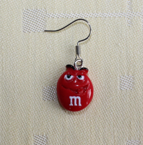 Zkombinuj si náušnice M&M´s — foto 1
