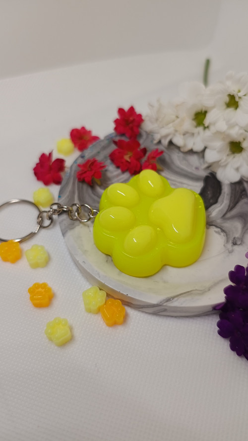 Paw Yellow Neon
