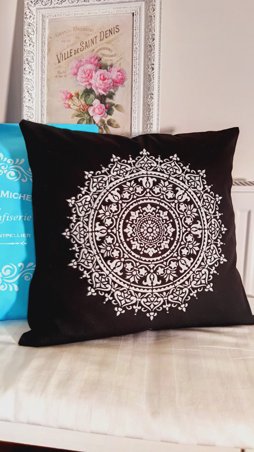 "Mandala" povlak černý