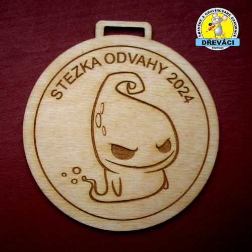 Dřevěná medaile STEZKA ODVAHY 2024