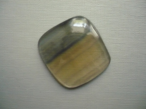 Kabošon - fluorit 31 mm, č.23f
