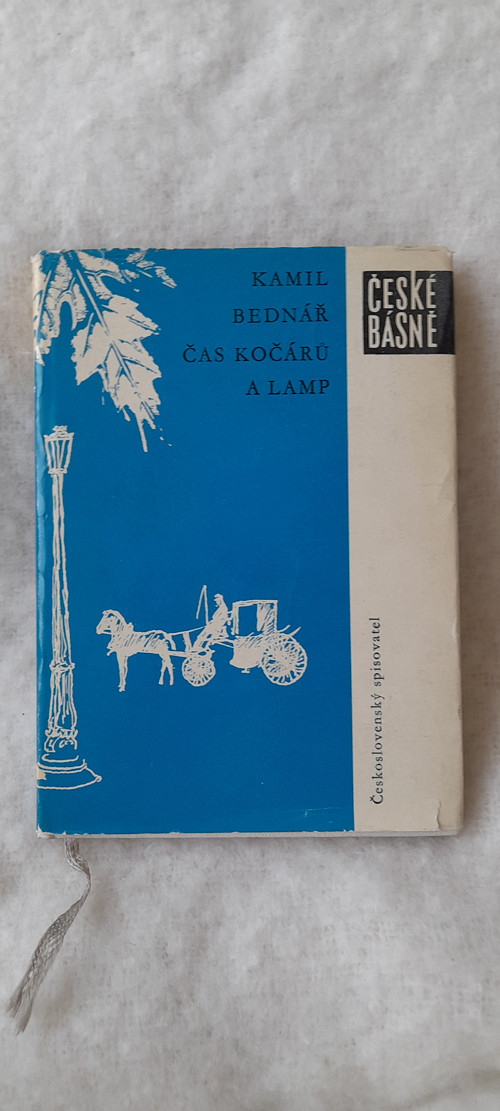 Čas kočárů a lamp — foto 1