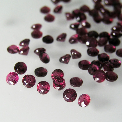 Broušené Granáty Rhodolity, 2,3x2,3 mm, 1. kus