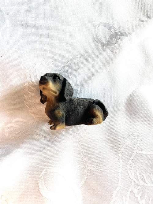 Miniatura jezevčík-polyresin