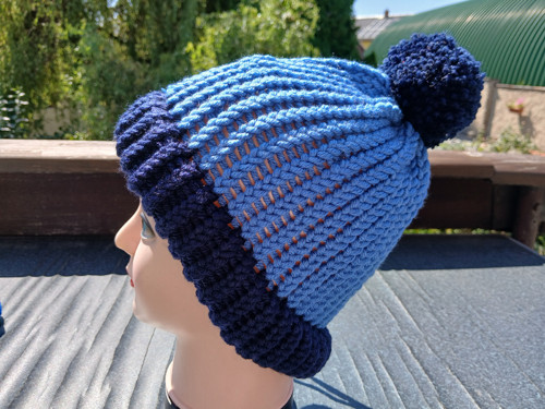 Pletený kulich různé barvy (dvojitý lem)