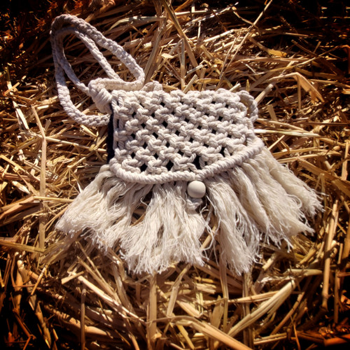Macramé mini kabelka