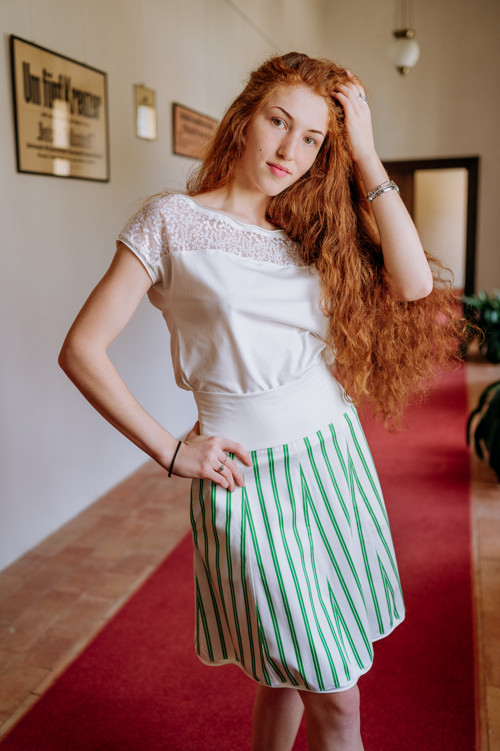 Alienor Iv — foto 1