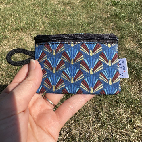 Kapsička mini Páv zlatotisk Blue
